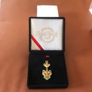 Hard Rock Grand Opening Nassau, Bahamas Pin 2003